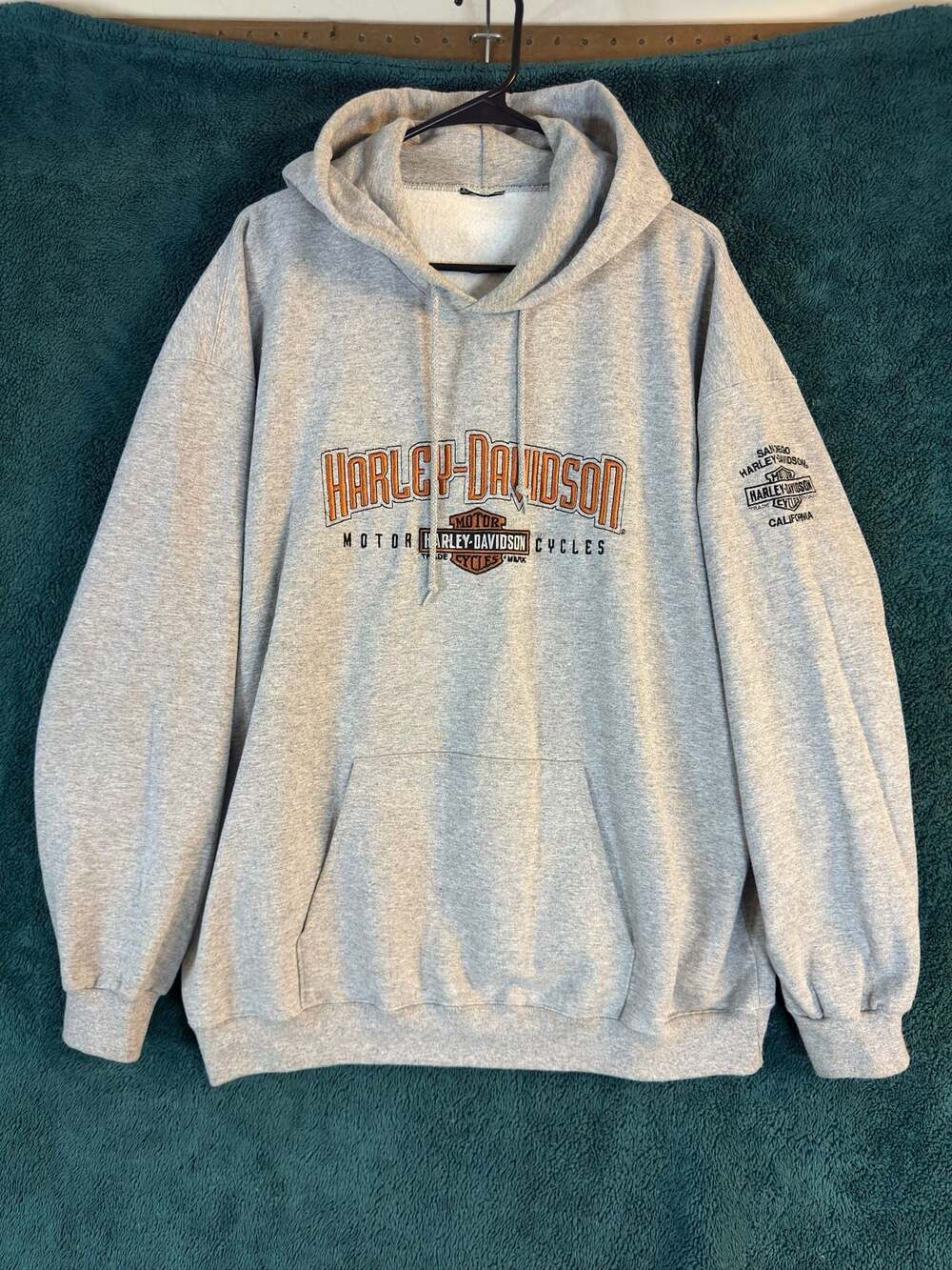 Harley-Davidson San Diego California Gray Pullover Hoodie